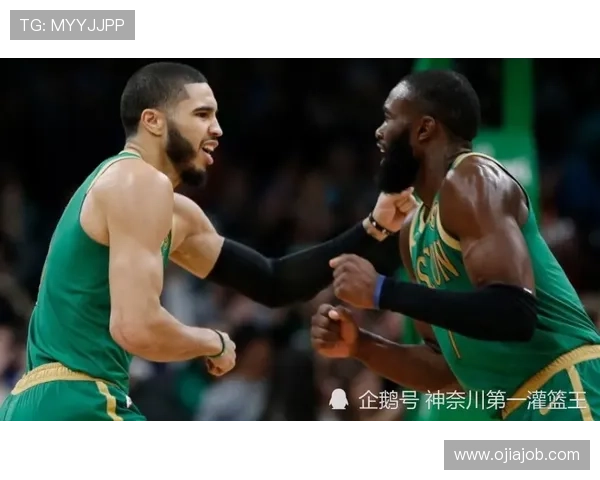 沃克谈离队原因：希望更多出场时间不后悔但不应在艰难时刻离开曼城